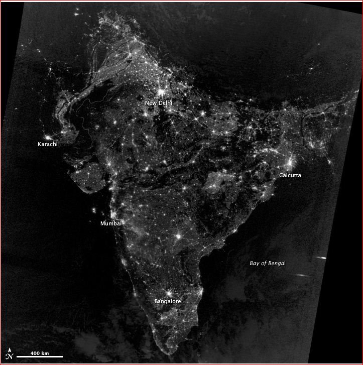 12 नवंबर 2012 को  NASA की दिवाली सेलिब्रेशन की रात की तस्वीर 
